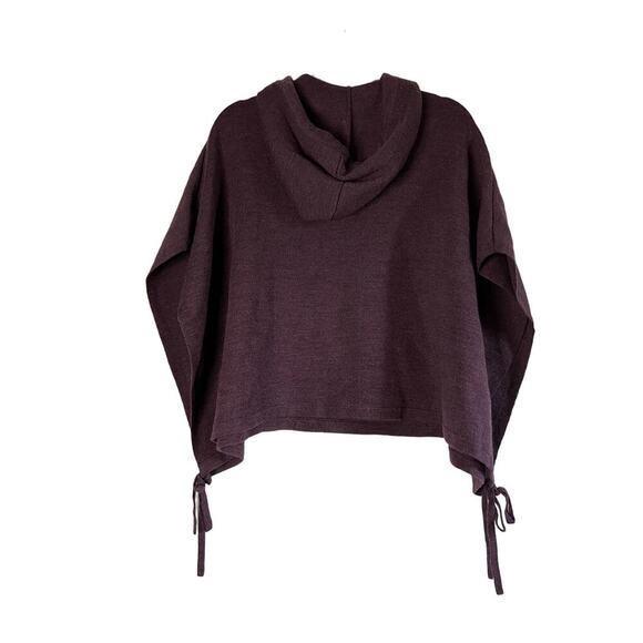 Lululemon All In A Day Hooded Poncho
Heathered Black Cherry O/S - Picture 7 of 7
